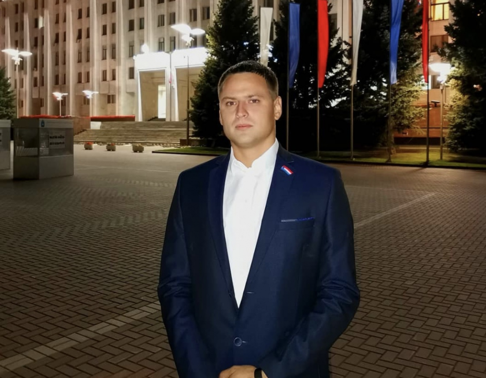 «Очищали район от наркотиков»: помощник депутата выступил в защиту Дениса Штейна
