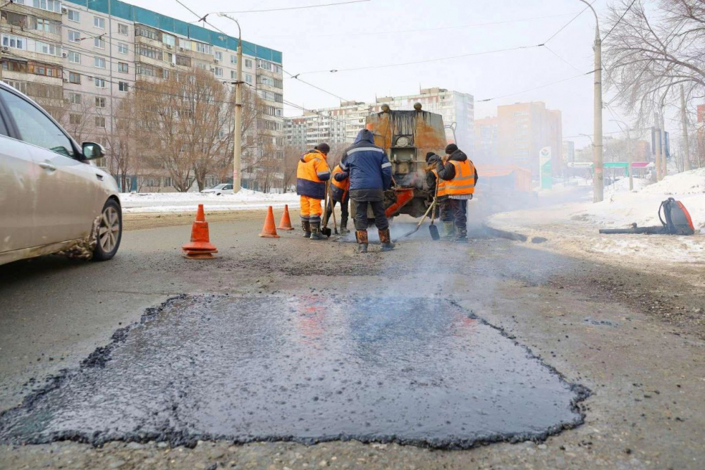 В Самаре начался аварийно-ямочный ремонт дорог