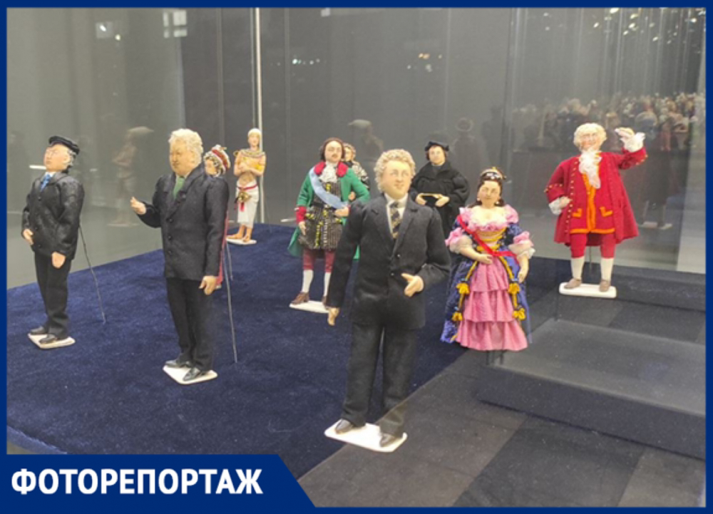 В Самару привезли куклы Ельцина и Якубовича