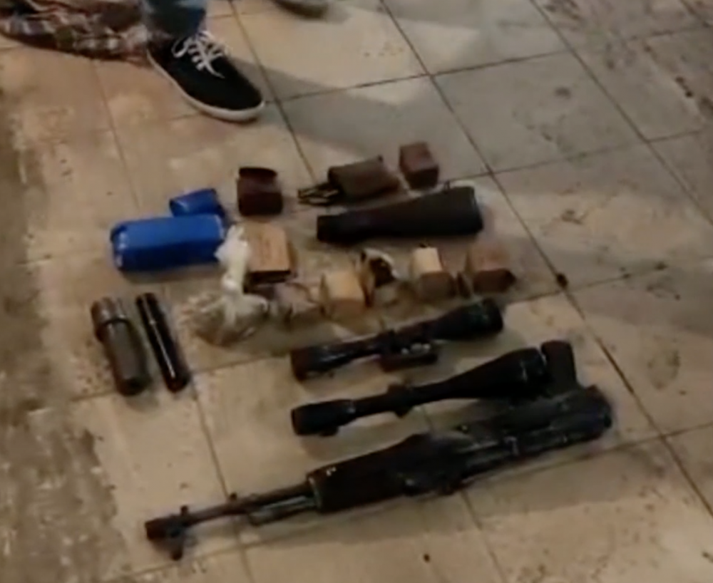 Автомат Калашникова, пулемёт и боеприпасы: в гараже на окраине Самары обнаружили склад оружия