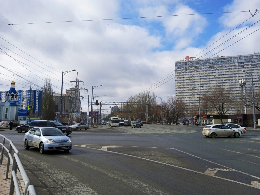 «Вообще капец!»: колея на Московском шоссе в Самаре убивает людей