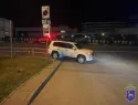 В Самаре водитель Toyota Land Cruiser 200 сбил 36-летнего мужчину на пешеходнике 