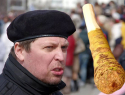 «Ваш хрен почернеет!»: на самарском рынке депутата Госдумы попросили «не сливать водичку» ради здоровья