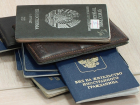Сотрудница полиции в Самаре оформляла документы мигрантам за взятки