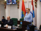 Депутаты гордумы единогласно поддержали Елену Лапушкину в голосовании на пост мэра