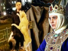 «Пёсья царица», которая водит по Самаре стаи собак, вызвала бурные споры в сети