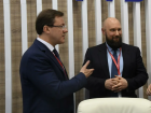 Топор войны зарыли: в Самаре депутат Госдумы Кошелев и губернатор Азаров обсудили будущее региона 