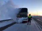На трассе в Самарской области из автобуса эвакуировали 38 пассажиров, в том числе 7 детей