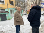 Елена Лапушкина проверила очистку кровель от снега и наледи 