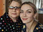 Известная певица из Самары Mary Gu показала фото со своей бабушкой