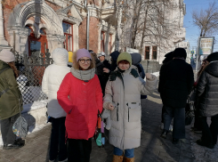 В Самаре будущих строителей готовят в спартанских условиях: в старинном здании колледжа холодно, а дети сидят в одежде