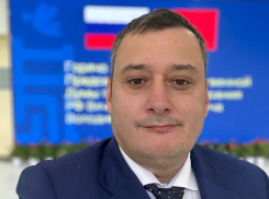 Александр Хинштейн раскритиковал мэра Пензы за слова о «некрополях» на зданиях школ