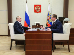 В Кремле прошла встреча Президента РФ Владимира Путина с губернатором Дмитрием Азаровым