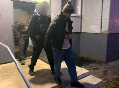 В Тольятти задержали мигранта, который матерился и угрожал пассажирам в маршрутке