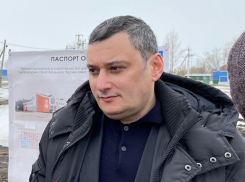 «Они всегда могут откупиться»: Хинштейн вмешался в очередной конфликт с мигрантами