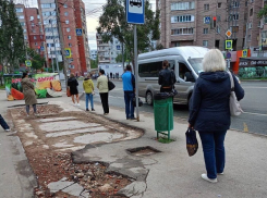 Самарцы пожаловались на отсутствие павильона на остановке «Воронежская улица» 