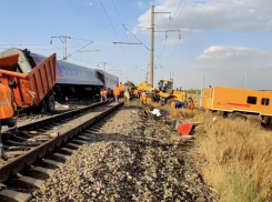 Трое жителей Самарской области пострадали в крушении поезда под Волгоградом