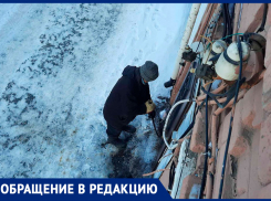 Жители дома на улице Молодогвардейской боятся покидать квартиры, рискуя не попасть обратно домой