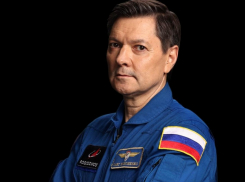 Самарский космонавт Олег Кононенко получил почетную медаль МЧС России