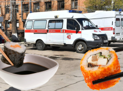 Повара службы доставки «Кусай» признали виновным в массовом отравлении роллами