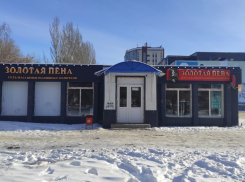 Была заброшка — стала пивнушка: тольяттинские активисты добились порядка на одной из центральных улиц города