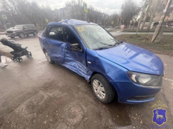 Три человека пострадали в аварии на улице Вольской в Самаре