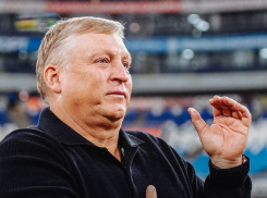 Главный тренер Игорь Осинькин покидает «Крылья Советов»