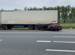 В Самарской области в страшной аварии погиб подросток, 9-летняя девочка доставлена в больницу