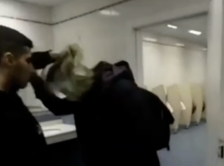 В Тольятти на подростка, избившего парня в туалете ТЦ «Парк хаус», завели уголовное дело 