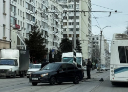 Четыре человека пострадали в ДТП с микроавтобусом в Самаре