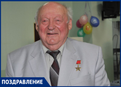 «Наш энергичный дедушка»: 11 августа день рождения отмечает Герой Соцтруда Максим Оводенко