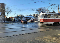 В районе перекрестка улиц Красноармейской и Галактионовской перенесут трамвайные пути