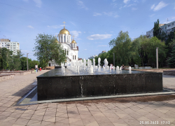 На Воронежских озёрах забил фонтан