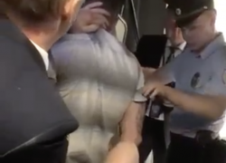 Пассажир самолёта Самара – Москва решил покурить на борту