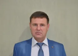 Сестра азербайджанца, задержанного за нападение депутата Турусина, избила девушку, которую спас парламентарий