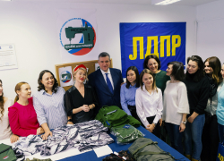 Плечом к плечу: партия ЛДПР объединяет волонтеров всей России