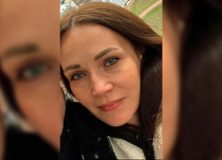 «Муж объезжает морги»: 40-летняя женщина не вернулась домой после ссоры с супругом