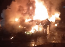Ночью в Самарской области сгорел магазин «Настёна»
