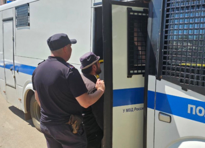 В Самаре полиция провела рейд по мигрантам на Мехзаводе