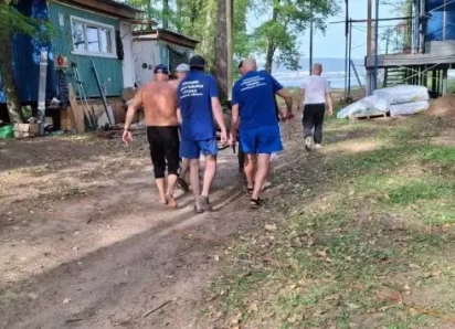 В Самаре мужчина сорвался с высоты на базе отдыха