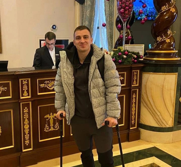 Получил две травмы: футболисту самарских «Крыльев Советов» Денису Якубе сделали операцию в Германии