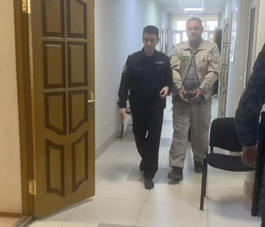 Главу департамента строительства Самары Василия Чернова арестовали вместе с братом