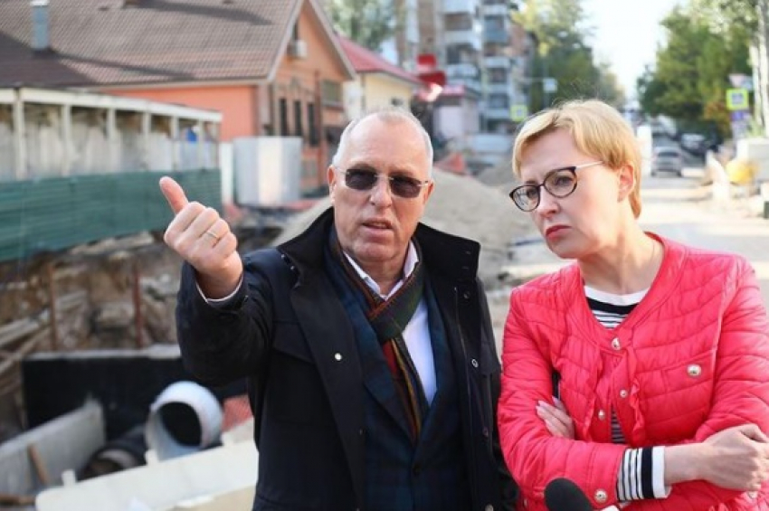 "Не справились с задачей": первый вице-мэр Самары объяснил, почему работу по перекладке теплотрасс не закончили вовремя
