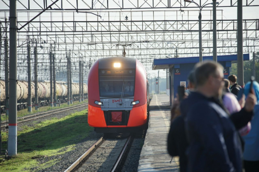 Первая «Ласточка» отправилась из Тольятти в Самару