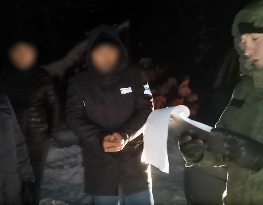 Кровавая яма: убийцы из Красноярского района показали, как расправились с закадычным другом и где спрятали труп