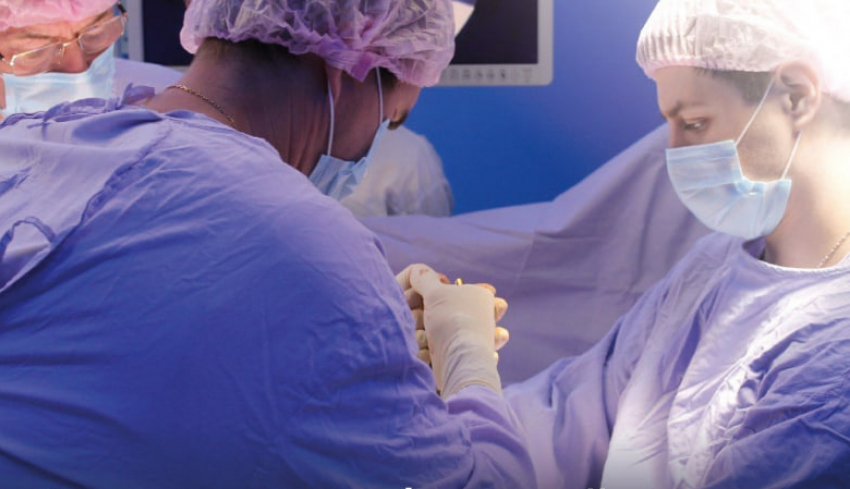 «Опухоль в брюшной полости весила более 7 кг»: самарские врачи спасли жизнь пациентке, удалив две опухоли