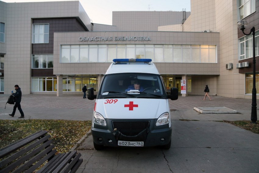 В Самарской области выявлено 878 новых случаев COVID-19 за сутки