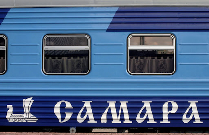 Проводница состава Самара - Москва выпала из поезда