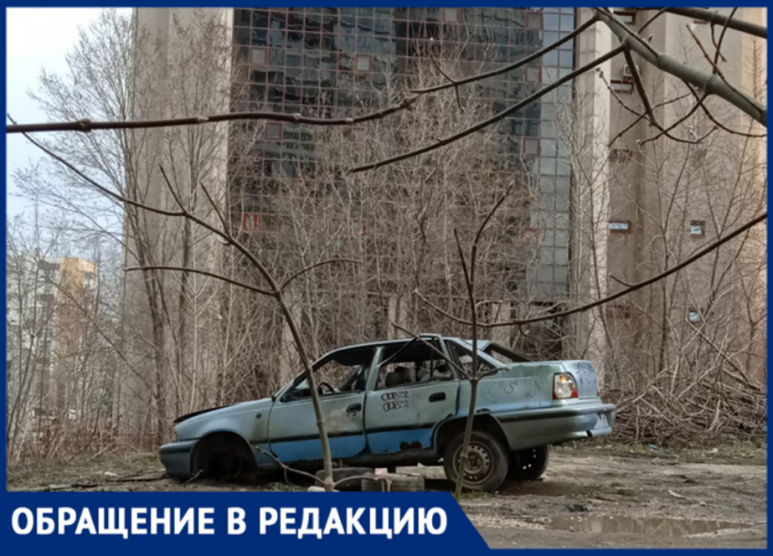 Жители Самары жалуются на «автозаброшку» на улице Ново-Садовой