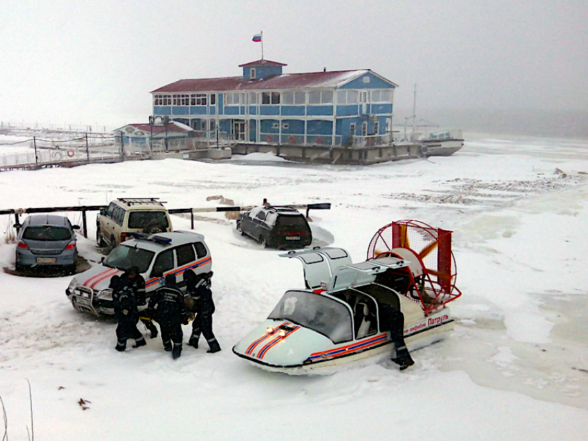 Бот на лёд: новый транспорт спасателей Тольятти помог спасти рыбака-экстремала
